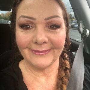 Meet your Posher, Shelley